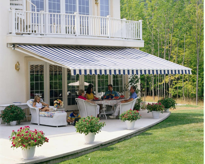 Retractable Awning = Improved Family Time