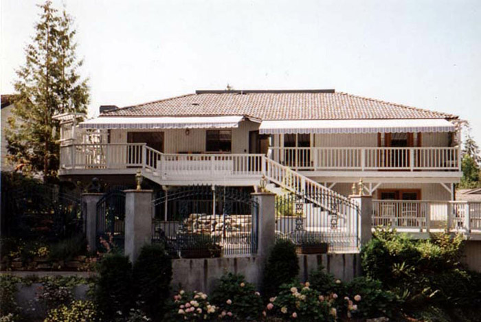 Retractable Awnings for your Deck.
